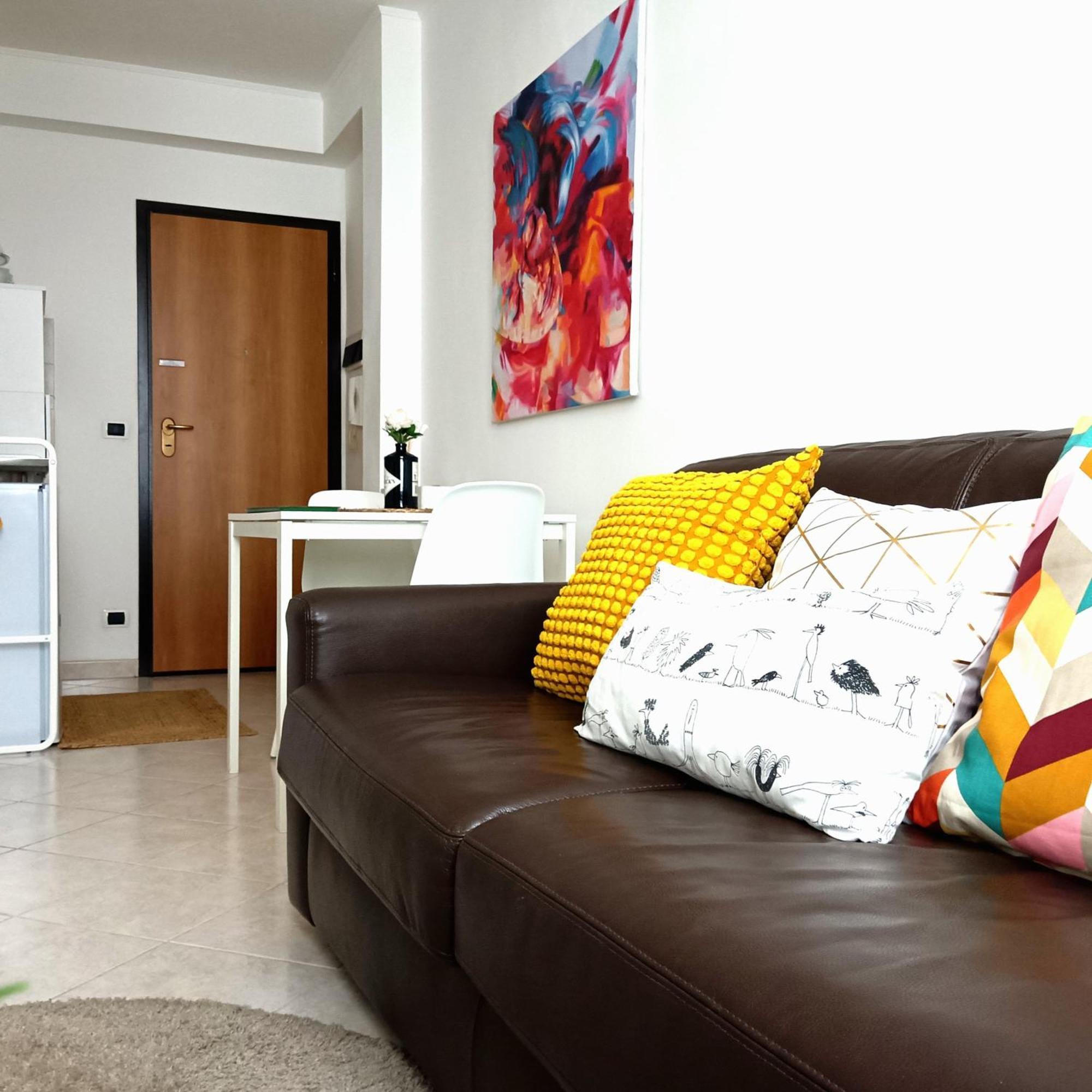 شقة A Casa Di Pizz - Bilocale Con Parcheggio Privato سافونا المظهر الخارجي الصورة